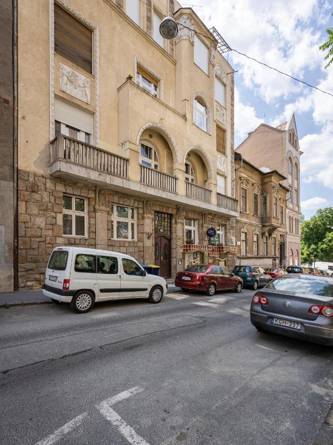 Gellert Mountain Apartment Budapest Eksteriør bilde
